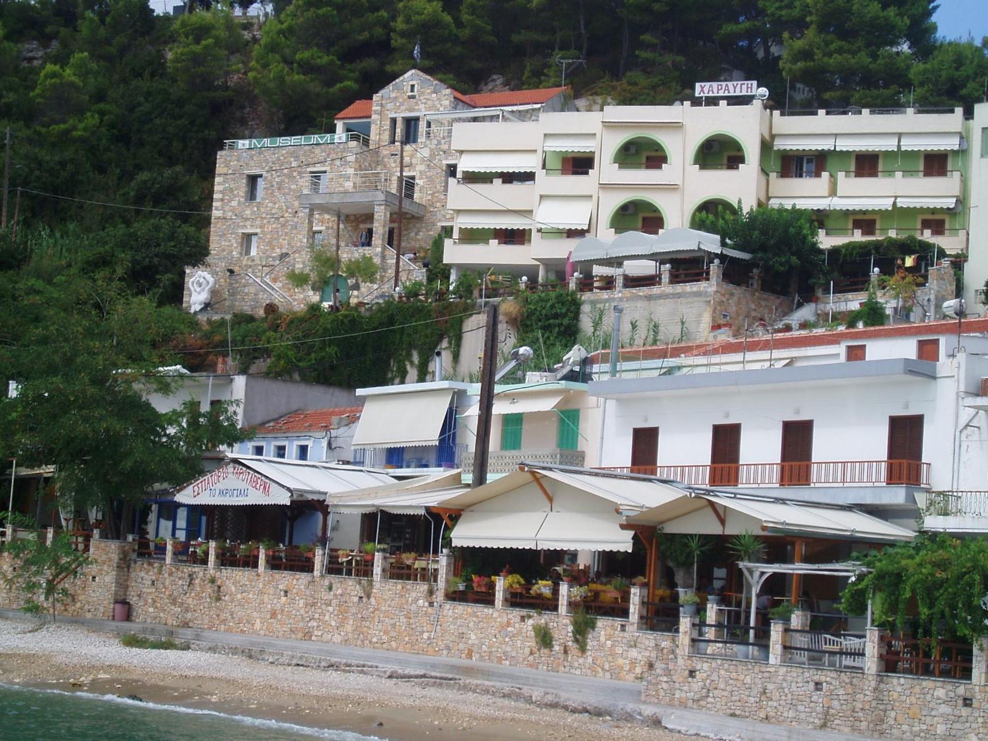 Haravgi Hotel Patitírion Eksteriør bilde